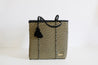 Extra large tote in recycled plastic in black and natural colors